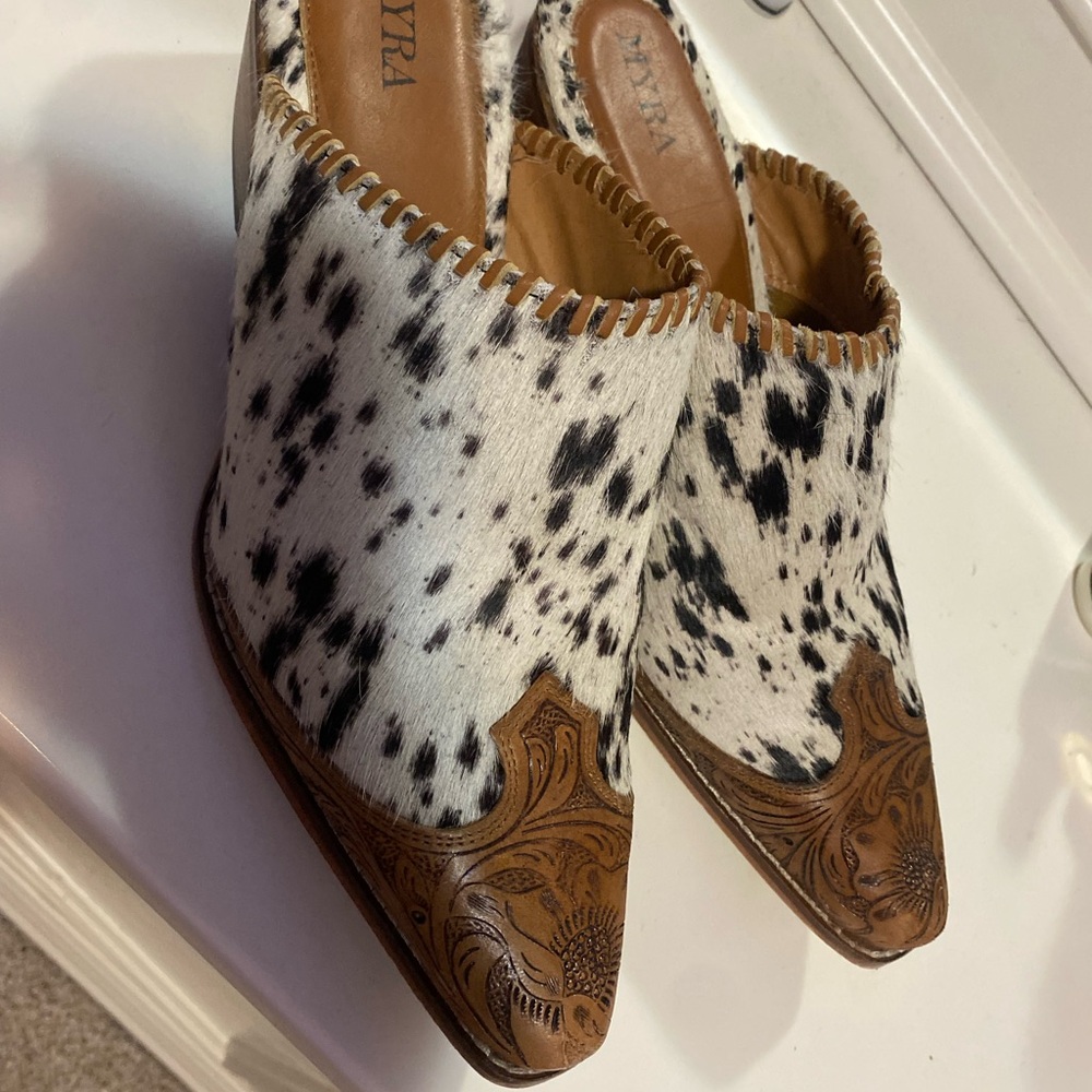 Myra Bag Cowhide and Brown Leather Mules